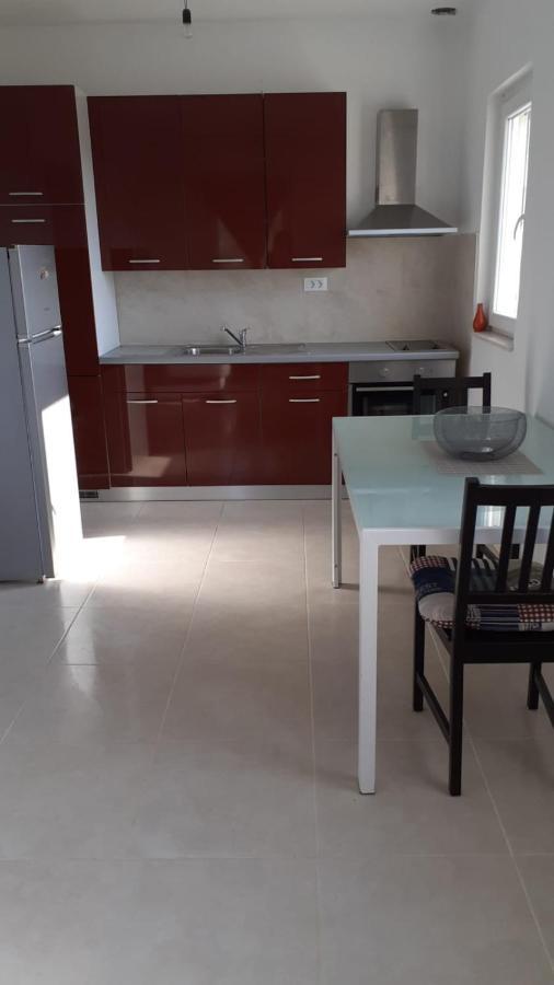 Apartament Oaza Mira Tisno Zewnętrze zdjęcie